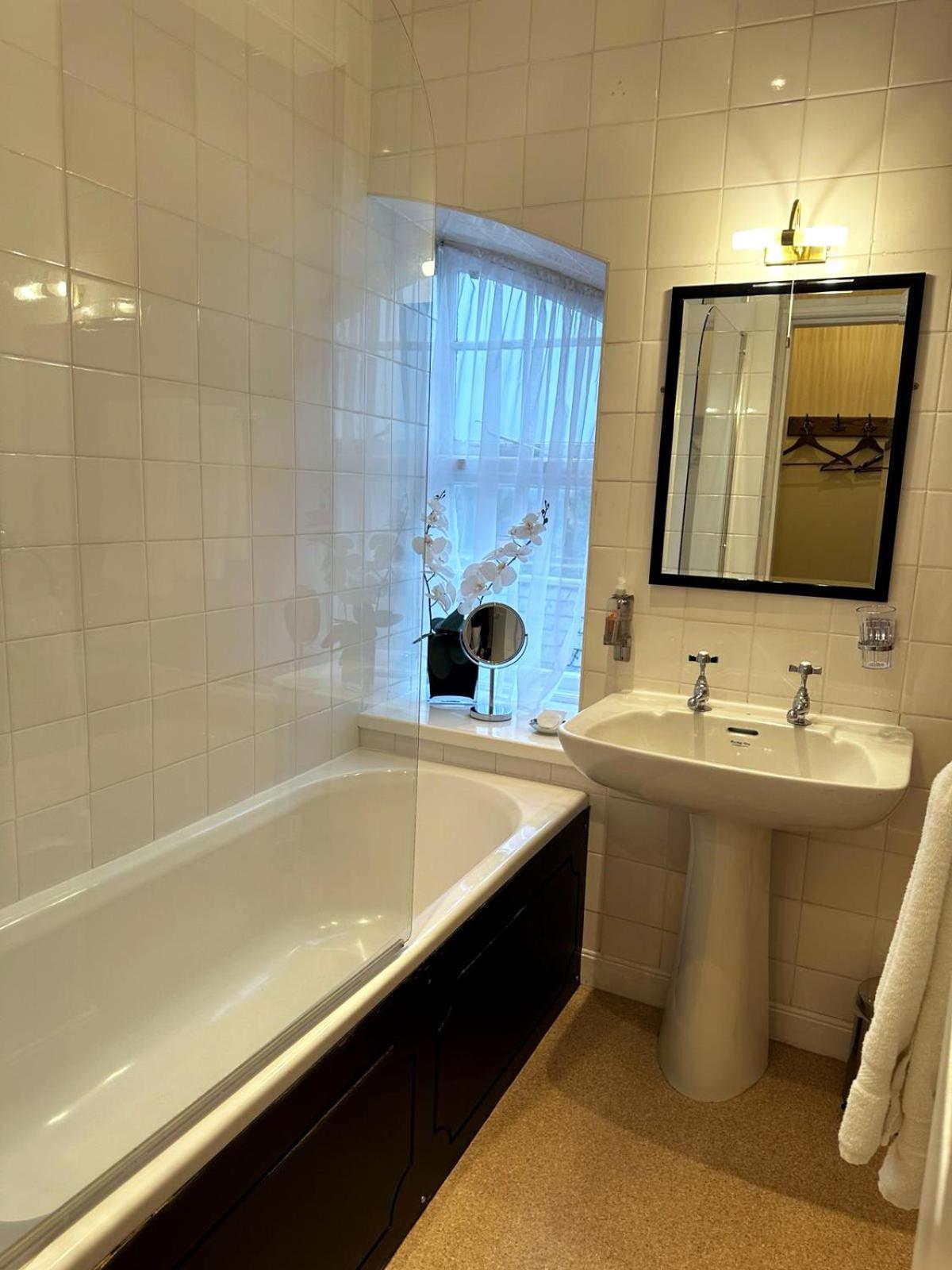 Hotel Orchard Club Knaresborough Zimmer foto
